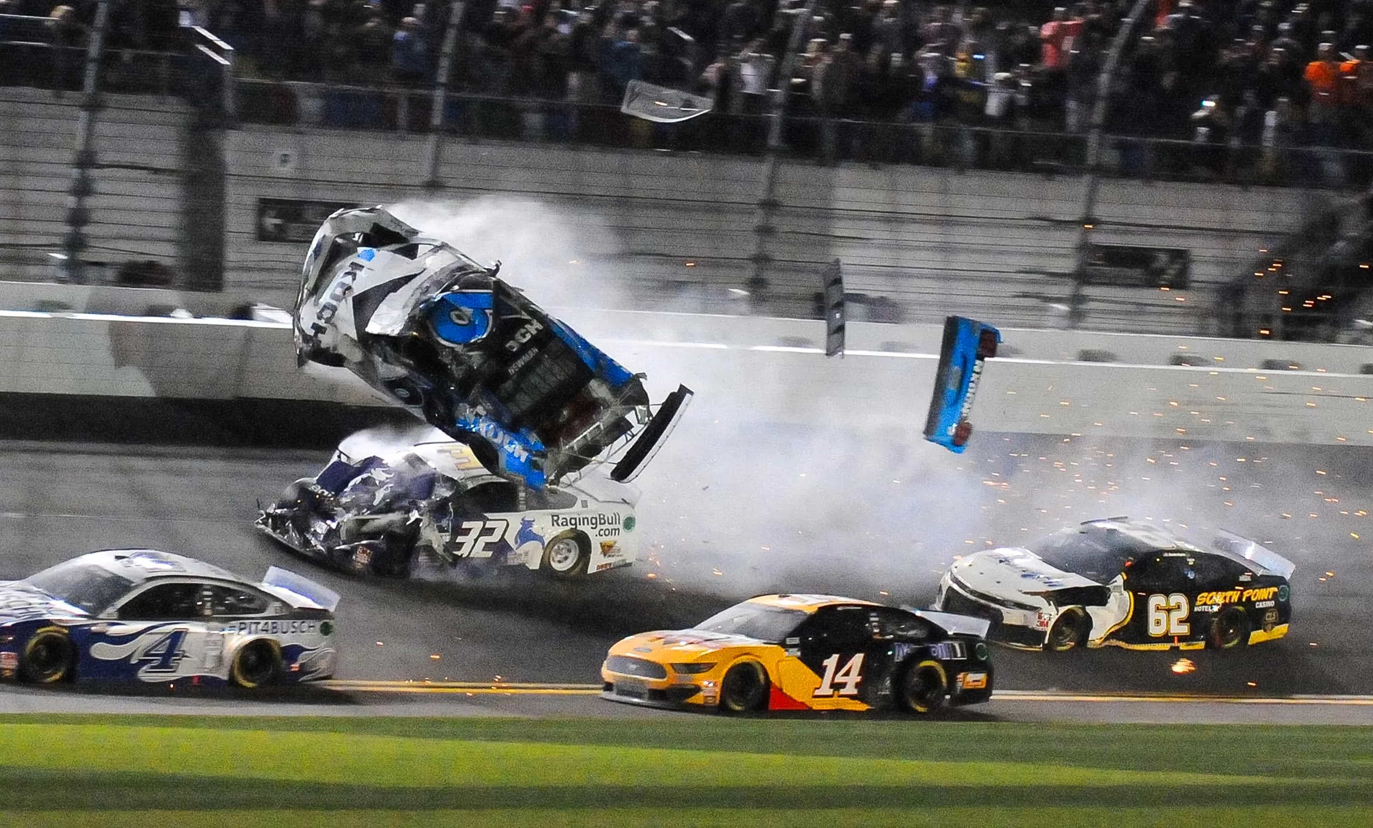 High Banks & Heroes: 65 Years at Daytona, Home of the Great American Race - Image 15